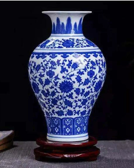 Antique Chinese Ceramic Vase with Intricate Animal Motif - Timeless Charm