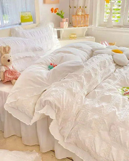 Elegant Ruffled Cotton Seersucker Bedding Set for Women - Solid Color Comforter Cover with Coordinating Bed Skirt, Available in King and Queen Sizes