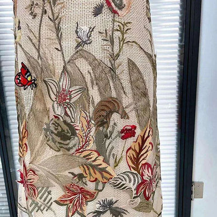 Sophisticated Sleeveless Midi Dress with Luxurious Embroidery