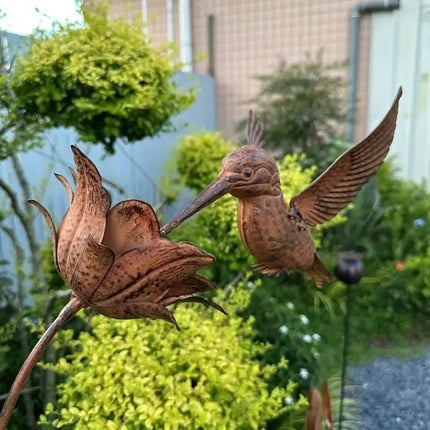 Rusty Metal Texture Hummingbird Garden Stake Stable Solid Structure Easy Installation Wrought Iron Bird Statue rusty-metal-texture-hummingbird-garden-stake-stable-solid-structure-easy-installation-wrought-iron-bird-statue