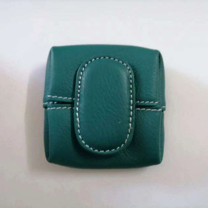 Chic Personalized Cowhide Leather Coin Wallet with Practical Storage Features