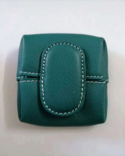 Chic Personalized Cowhide Leather Coin Wallet with Practical Storage Features