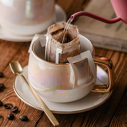 Gold-Rimmed Ceramic Coffee Cup, Saucer & Spoon Set | Très Elite