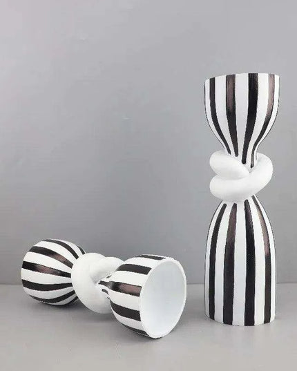 Geometric Knot Resin Candle Holders Set - Stylish Home Decor Accents