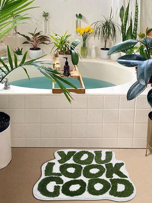 Uplifting Monogrammed Microfiber Bath Mat for a Joyful Bathroom Experience
