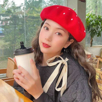 Charming Handcrafted Pumpkin Wool Beret with Leaf Embellishments for Fall and Winter Fashion