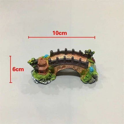 Charming Floral Serving Dish with Artistic Bridge Details