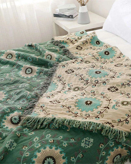 Reversible Jacquard Cotton Sofa Throw Blanket with Non-Slip Design