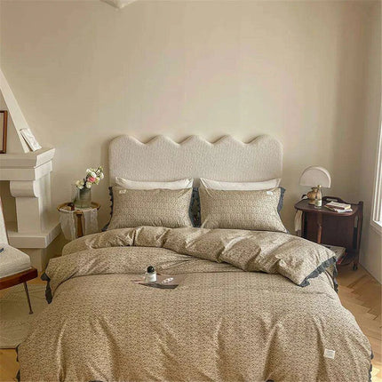 Vintage Lace Floral Egyptian Cotton 4-Piece Bedding Set with Shams