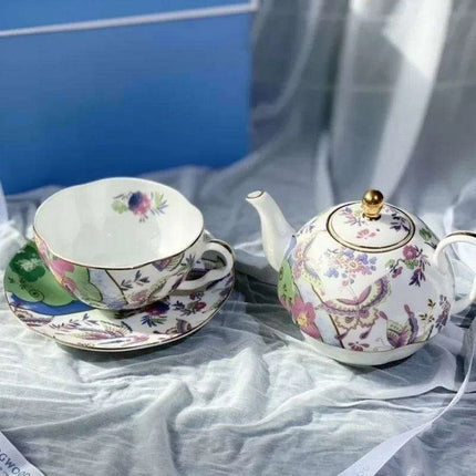Elegant Butterfly Porcelain Tea and Coffee Set - Perfect for Sophisticated Afternoon Gatherings