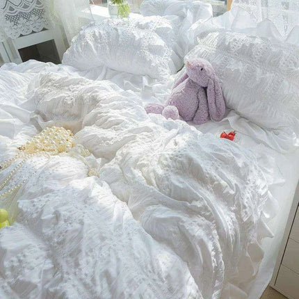 Princess White Ruffled Seersucker Bedding Set for Girls