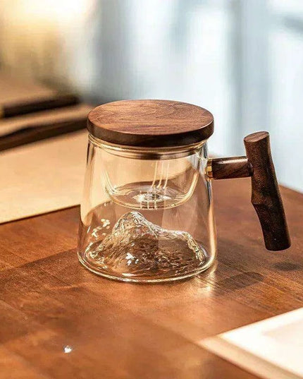 Elegant Borosilicate Glass Tea Mug with Infuser for Exceptional Brewing Delight