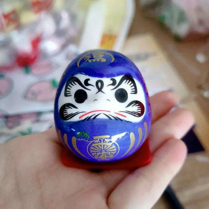 Charming Japanese Ceramic Lucky Cat Daruma Figurine for Home Decor and Gifting