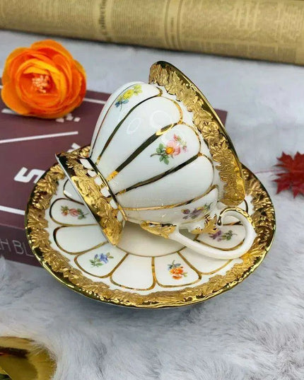 Elegant Bone China Tea Set for Luxurious Gatherings