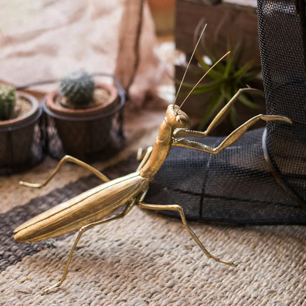 Resin Handicraft Golden Insect Bees Mantis Ant Artificial Sculpture Decorative Figurines Home Decoration Accessories resin-handicraft-golden-insect-bees-mantis-ant-artificial-sculpture-decorative-figurines-home-decoration-accessories
