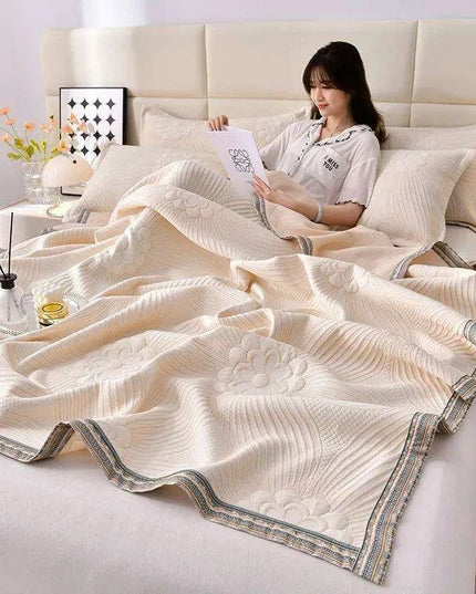 Elegant Summer Jacquard Airable Duvet Blanket