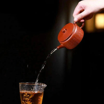 Exquisite 150ML Handcrafted Yixing Purple Clay Teapot - Authentic Dahongpao Mud Soaking Kettle for Chinese Tea Culture