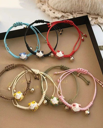 Adjustable Maneki Neko Charm Bracelet - The Perfect Gift for Cat Enthusiasts
