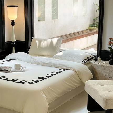 600TC Egyptian Cotton Bedding Set — White with Black Embroidery, 4-Piece Luxury