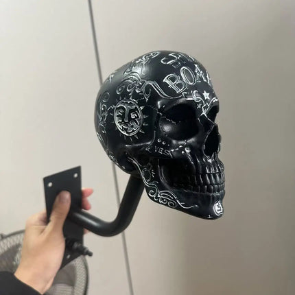 Skull Motorcycle Helmet Wall Mount – Retro Resin Display Bracket & Home Decor