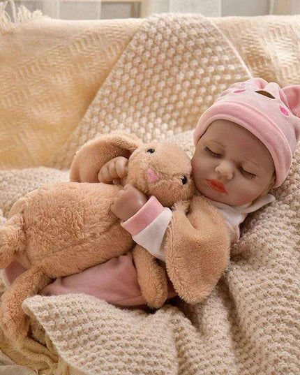 16-Inch Lifelike Reborn Baby Girl Doll - Realistic Full Vinyl Body with Outfit, Ideal for Gifts and Collectors