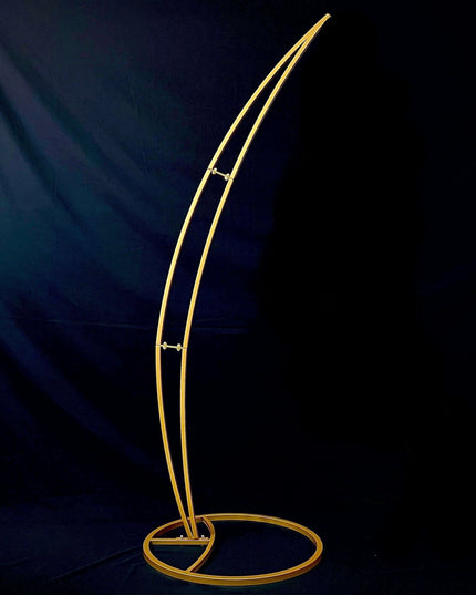 Elegant Crystal Chandelier Cake Swing Arch for Unforgettable Celebrations