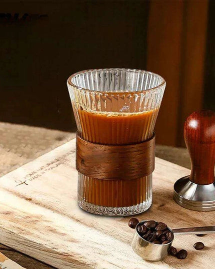 Sophisticated 300ml Transparent Glass Mug with Elegant Wooden Grip - Japanese-Inspired Drinkware for Coffee, Tea, and Beer