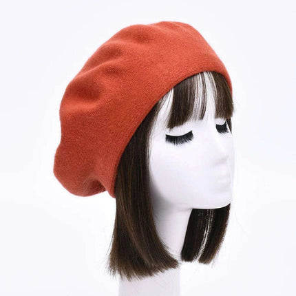 Elegant Cashmere Blend Beret - Trendy Winter Hat for Fashion-Forward Women