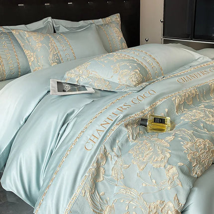 Decrohome Luxury Cotton Bedding Set - Embroidered Quilt Cover & Sheets