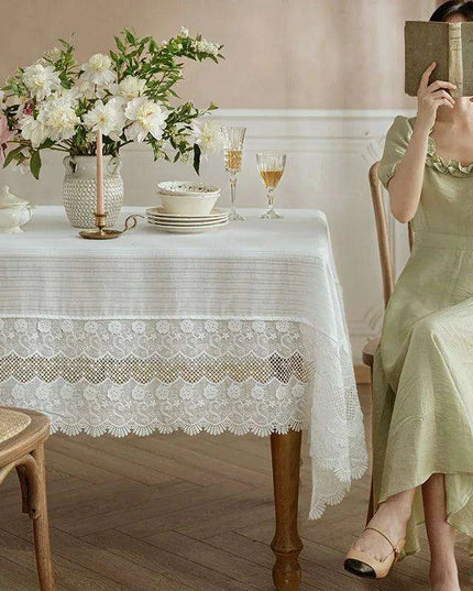 Chic French Lace Table Cover - Elevate Your Event with Timeless Elegance