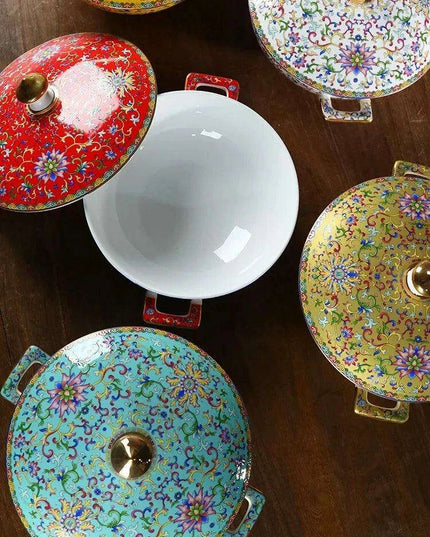 Authentic Elegant Under-glazed Ceramic Soup Pot with Lid and Spoon - Large Round Design with Gold Accents for Chinese Dining and Decor