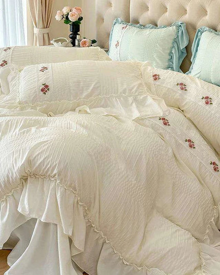 Elegant Seersucker Lace Ruffle Bedding Set