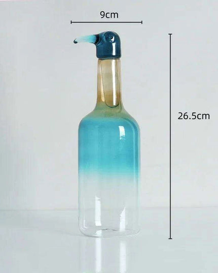 Toucan-Inspired Gradient Glass Vase: A Chic and Multifunctional Home Accent