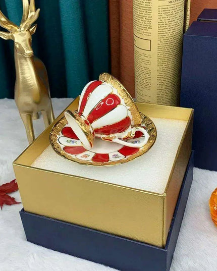 Elegant Bone China Tea Set for Luxurious Gatherings