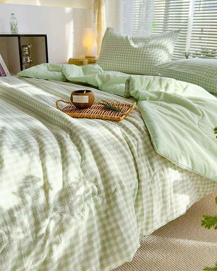 Elegant Green Plaid Double-Sided Summer Quilt - Luxurious Comforter for Queen Beds