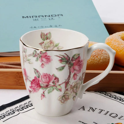 Fine Bone China Floral Mug with Gold Rim — 420ml Pastoral Design