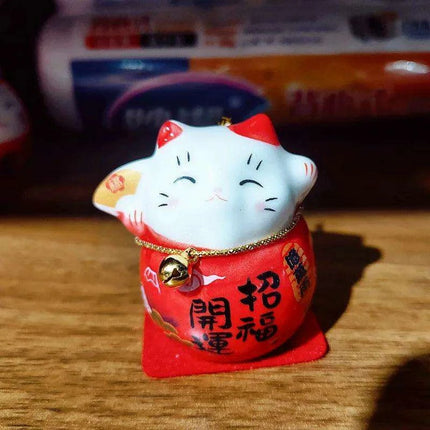 Charming Japanese Ceramic Lucky Cat Daruma Figurine for Home Decor and Gifting