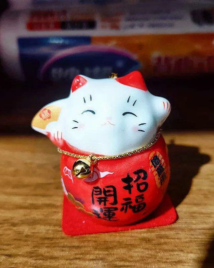 Charming Japanese Ceramic Lucky Cat Daruma Figurine for Home Decor and Gifting