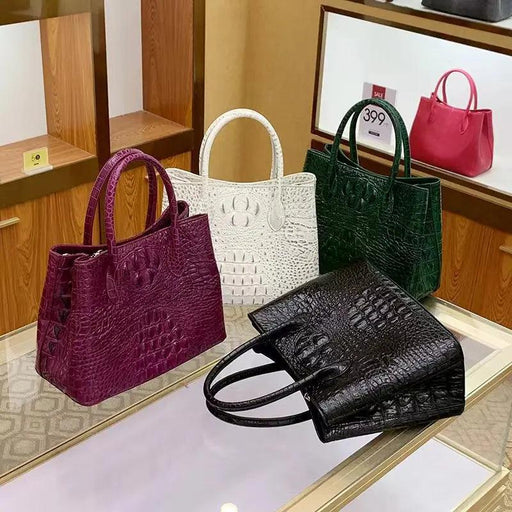 Exquisite Crocodile-Patterned Leather Handbag for Sophisticated Women