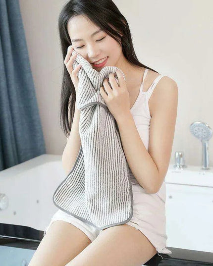 Elegant Striped Bamboo Bath Towel - Highly Absorbent & Quick-Drying for Everyday Use (35x75cm)