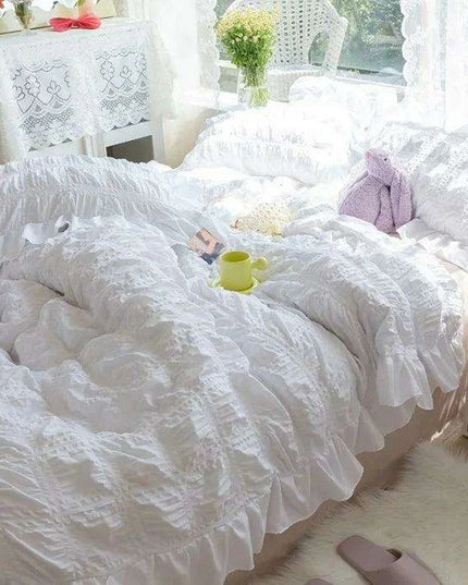 Princess White Ruffled Seersucker Bedding Set for Girls
