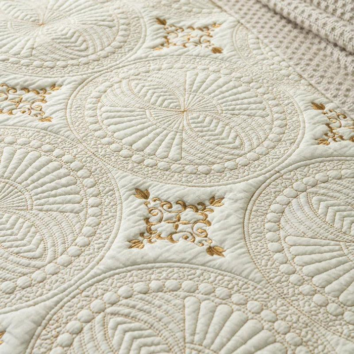 Bohemian Circle Embroidered Quilted Bedding Set with Pillow Shams - 3-Piece Beige & White Cotton Coverlet for Queen/King Size