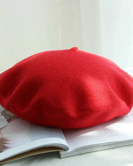 Chic Wool Beret for Women - Timeless Style Meets Cozy Comfort
