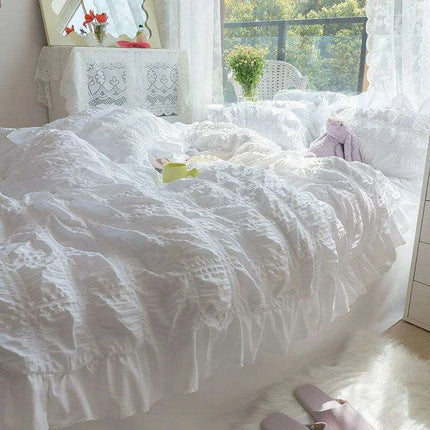 Princess White Ruffled Seersucker Bedding Set for Girls