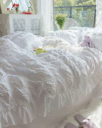 Princess White Ruffled Seersucker Bedding Set for Girls