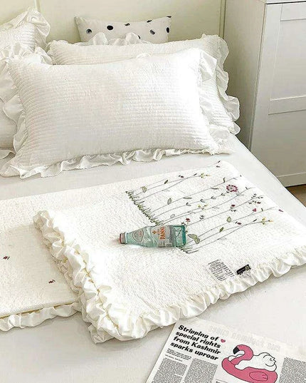Embroidered Ruffle Flower Summer Quilt Set