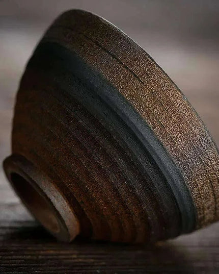 Elegant Artisan Japanese Stoneware Tea Bowl – Enhance Your Tea Experience with Timeless Craftsmanship