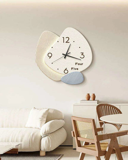 Chic Modern Wall Clock - Stylish Decorative Timepiece for Contemporary Spaces