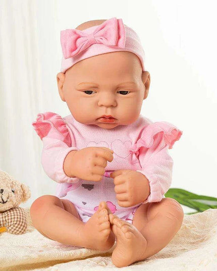 16-Inch Lifelike Reborn Baby Girl Doll - Realistic Full Vinyl Body with Outfit, Ideal for Gifts and Collectors