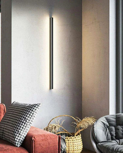 Sleek Scandinavian LED Wall Sconce with Customizable Lighting Options